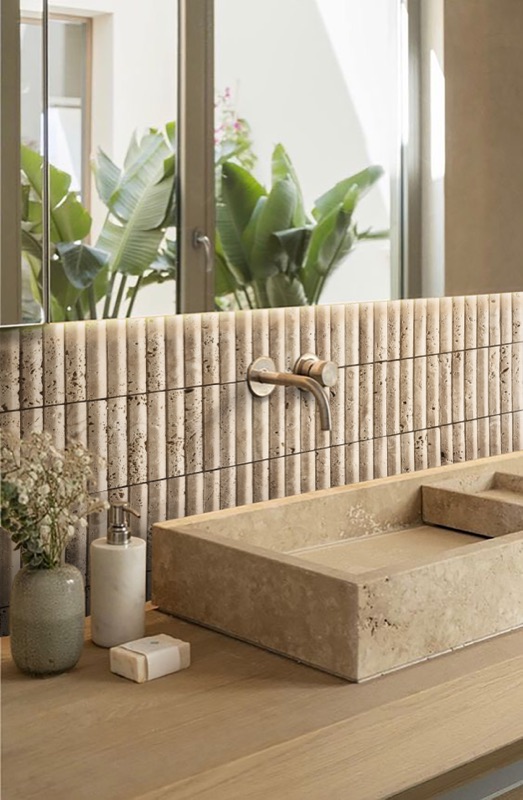 Tile Embassy travertin, badkamer wastafel met spiegel